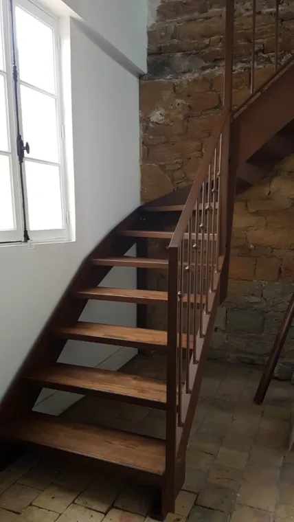 Escalier quart tournant, Lyon, art métallique